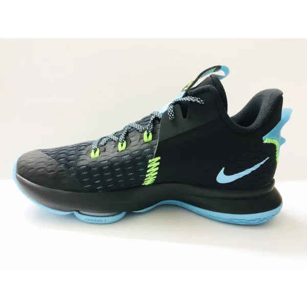Kasut Bola Keranjang Nike LeBron Witness 5 – Prestasi & Gaya Dalam Satu!